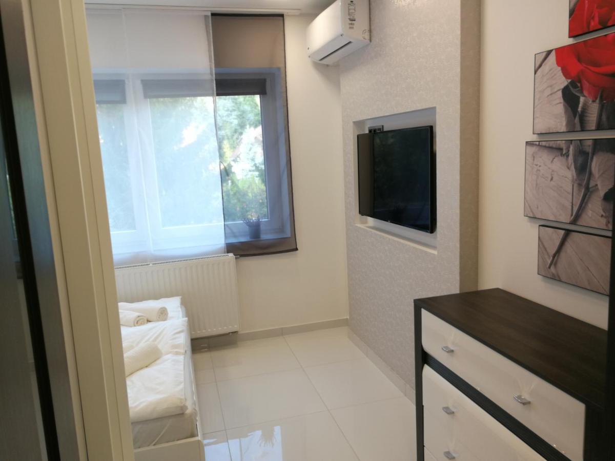 Aqua Solar Apartmanhaz Miskolc Buitenkant foto