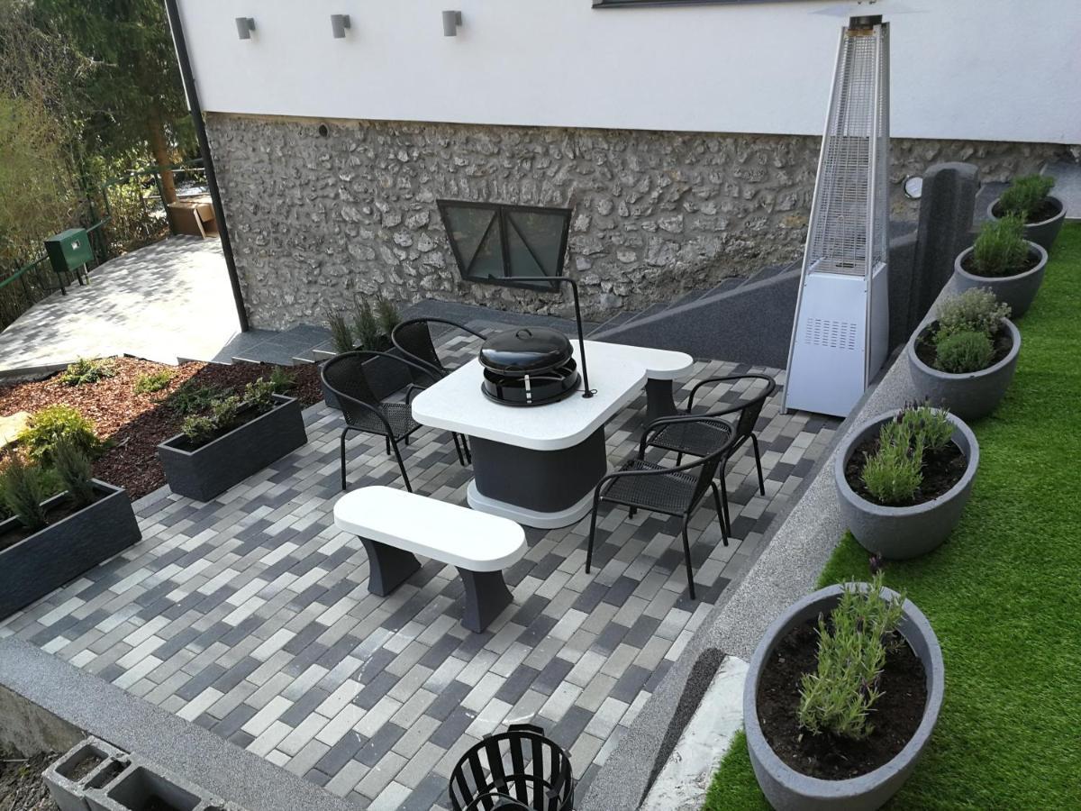 Aqua Solar Apartmanhaz Miskolc Buitenkant foto