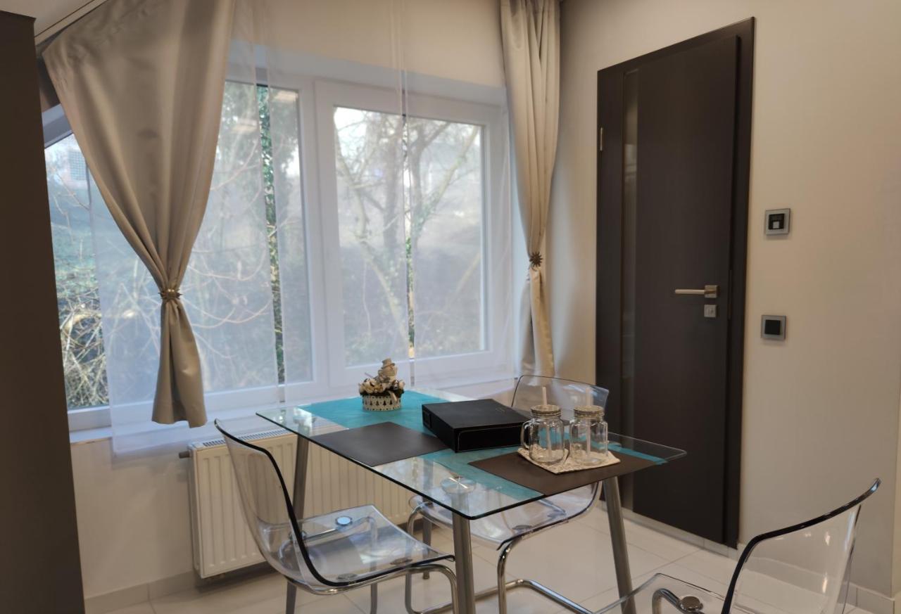 Aqua Solar Apartmanhaz Miskolc Buitenkant foto