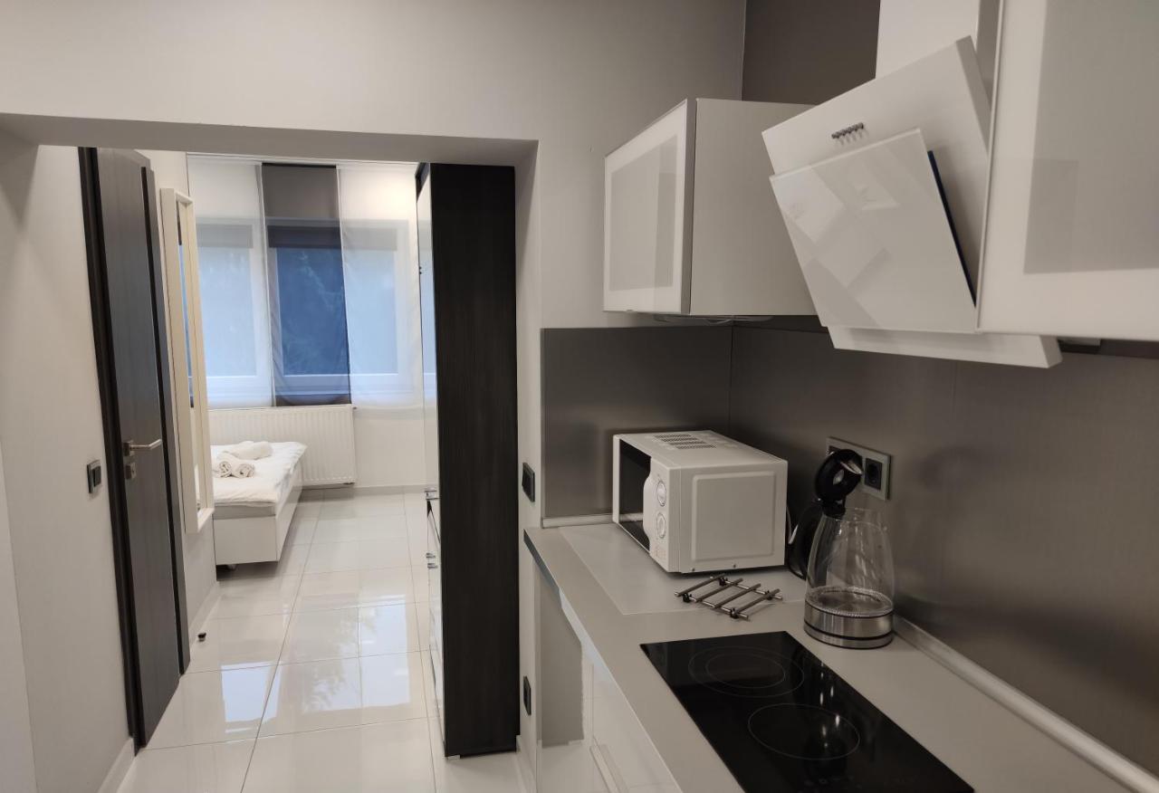 Aqua Solar Apartmanhaz Miskolc Buitenkant foto