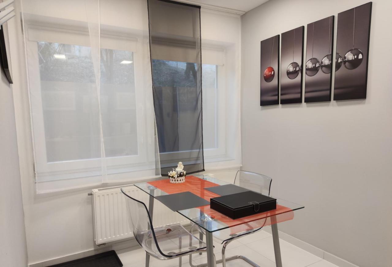 Aqua Solar Apartmanhaz Miskolc Buitenkant foto