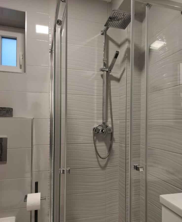 Aqua Solar Apartmanhaz Miskolc Buitenkant foto